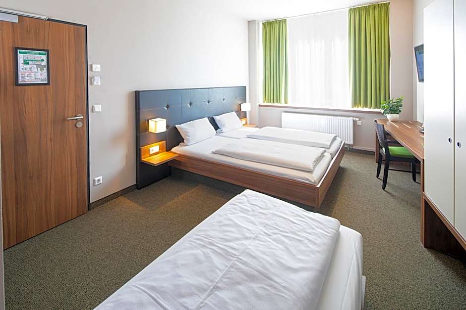 JOESEPP´S HOTEL am Schweizerberg