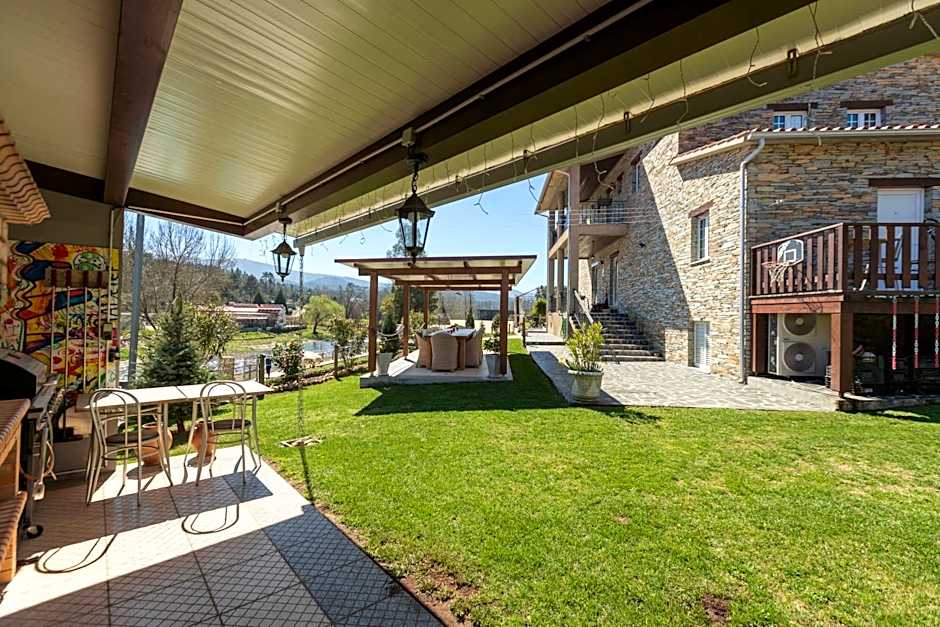 Quinta do Rio Alva and Glamping Lodges
