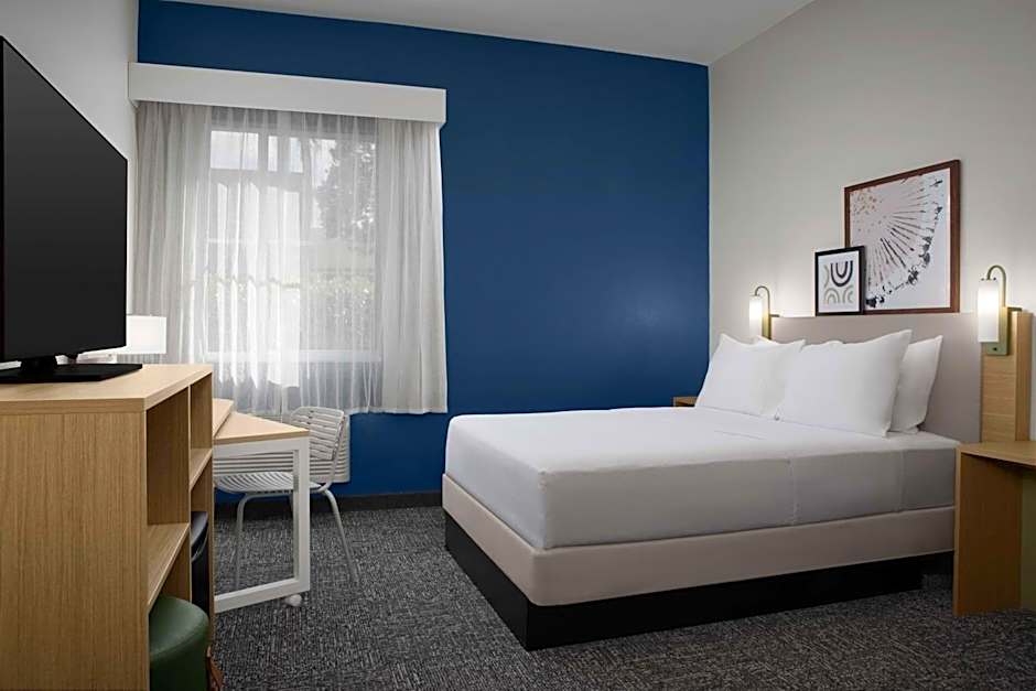 Spark by Hilton Miami Doral