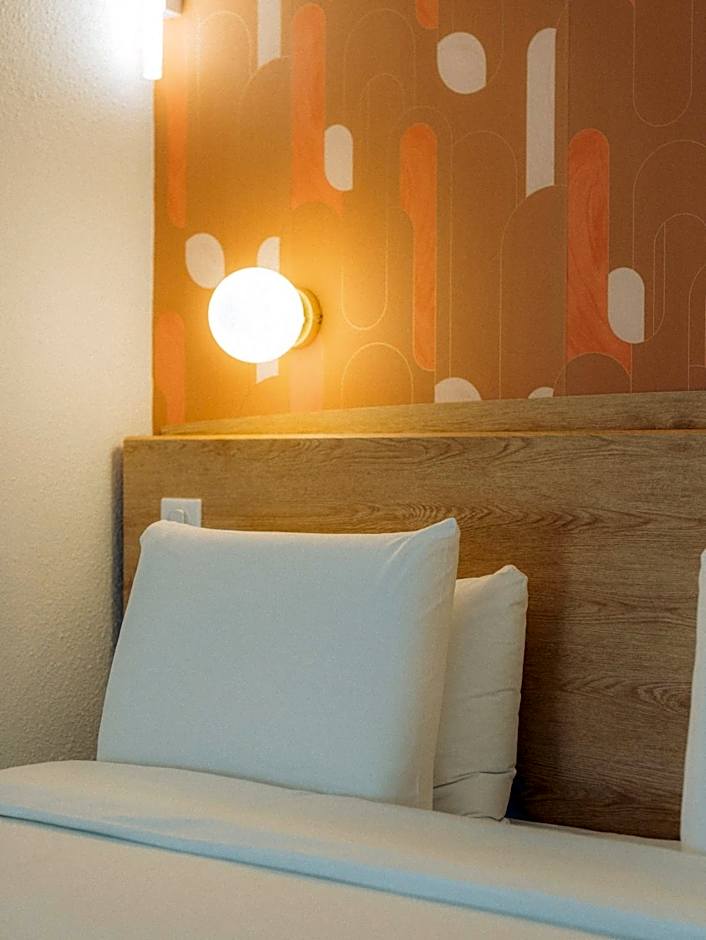 Kyriad Cannes - Mandelieu