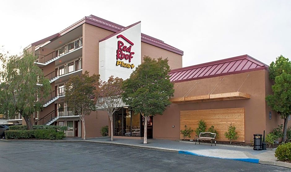 Red Roof Inn PLUS+ San Francisco Airport