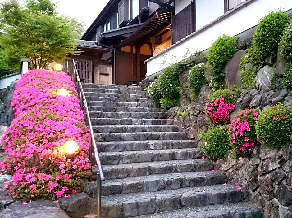 Yumoto Onsen Oharasansou - Mountain Village -