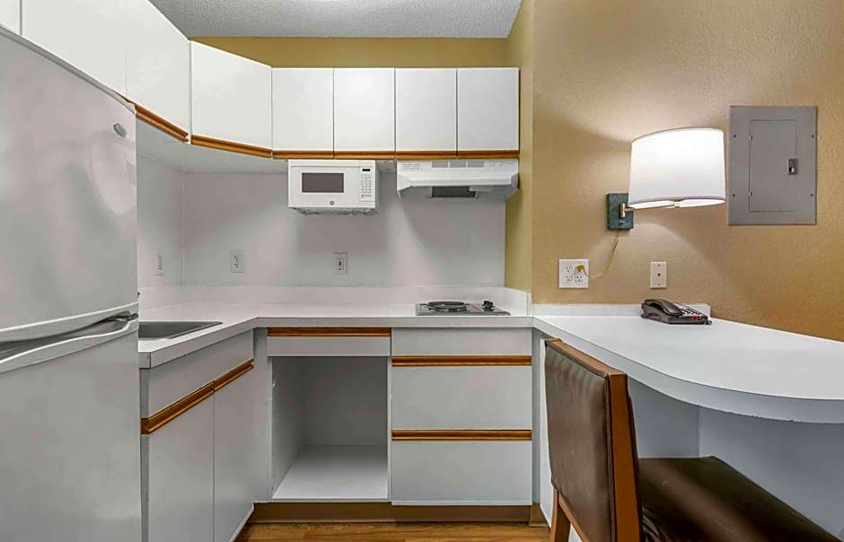 Extended Stay America Select Suites - Jacksonville - Baymeadows