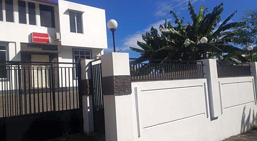 Mahanaim Rike by Reddoors – Manado, CA