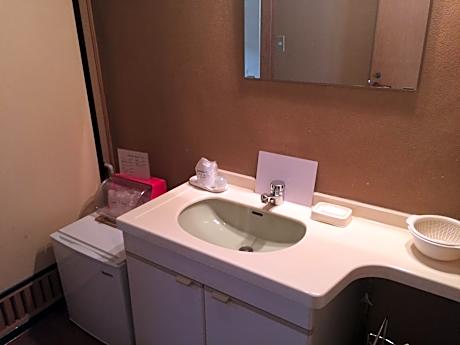 Japanese-Style Standard Twin Room with Shared Bathroom