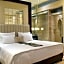 Hotel Emperor Palms