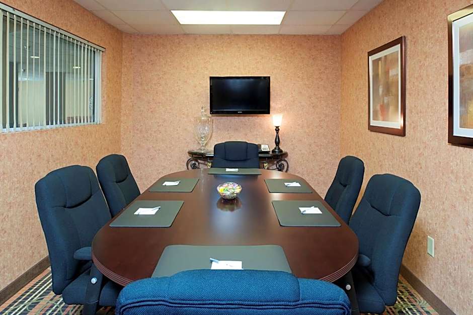 Hampton Inn By Hilton And Suites Cleveland-Southeast/Streetsboro