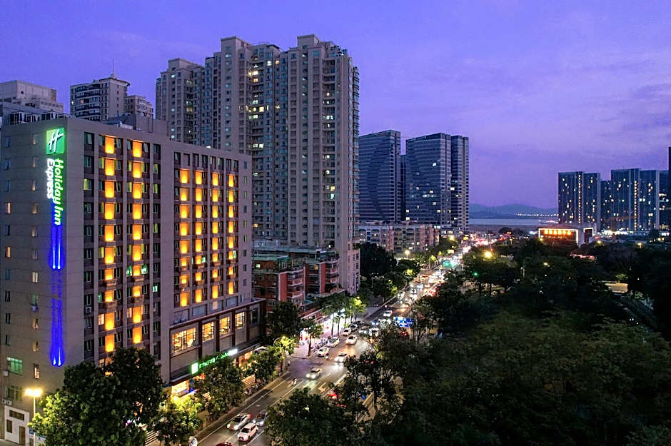 Holiday Inn Express Shantou City Center By IHG