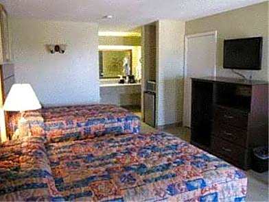 Double with 2 Double Beds - Smoking
