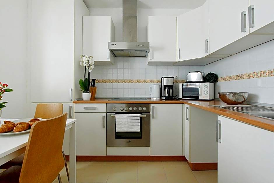 Central Passage Apartments by Vagabond Downtown