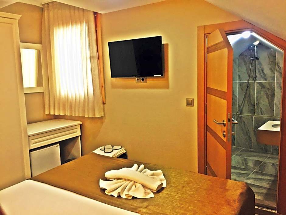 Feza Otel