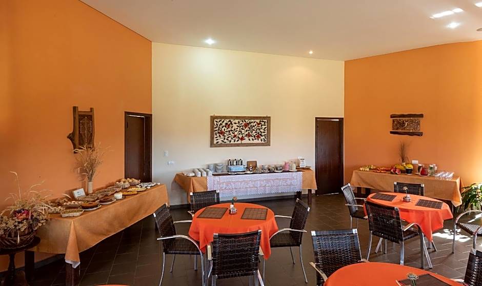 Pousada Além das Formas - Acesso a cachoeiras e gruta encantada