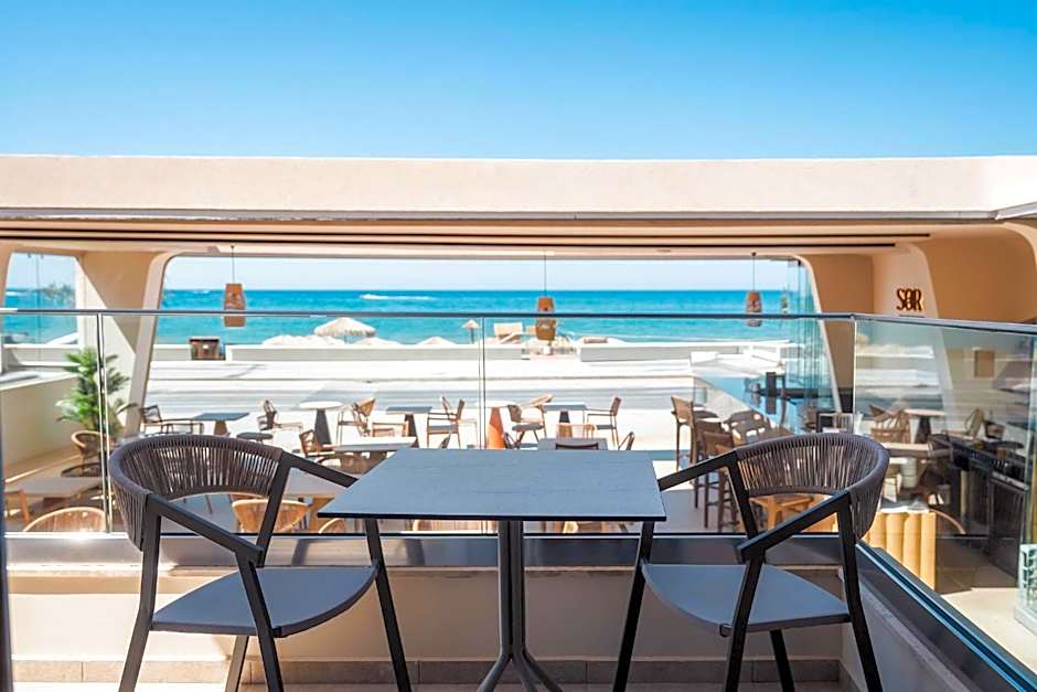 Batis Aero Beachfront Wellbeing Hotel
