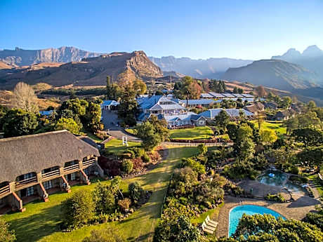Cathedral Peak Hotel
