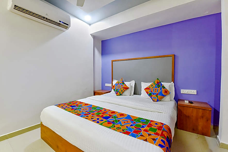 Hotel Gold Leaf,Ahmedabad