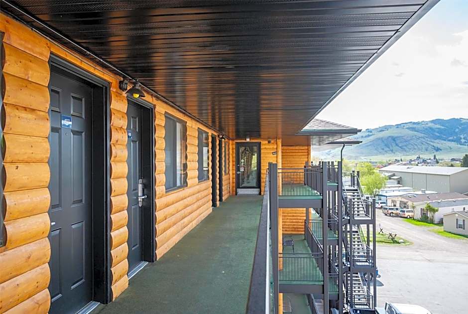 Travelodge by Wyndham Gardiner Yellowstone Park North Entr