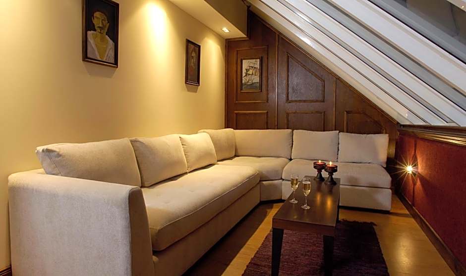 Cilene Del Faro Suites & Spa