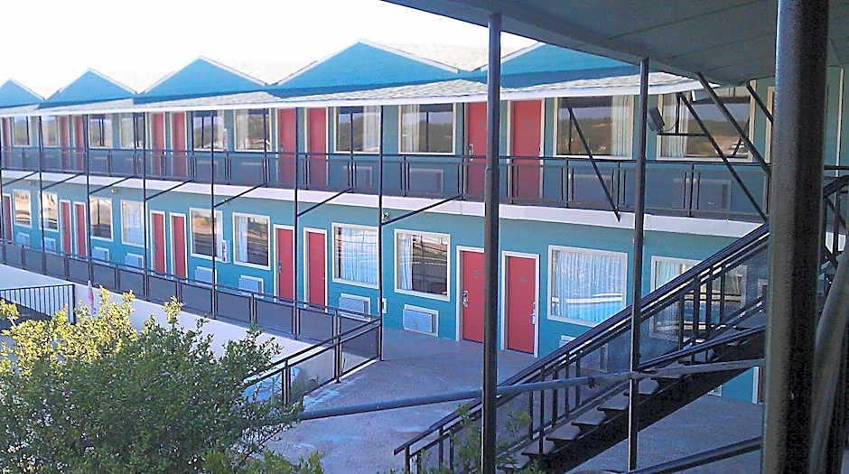 Photo 1 of 10 of Flagship Inn