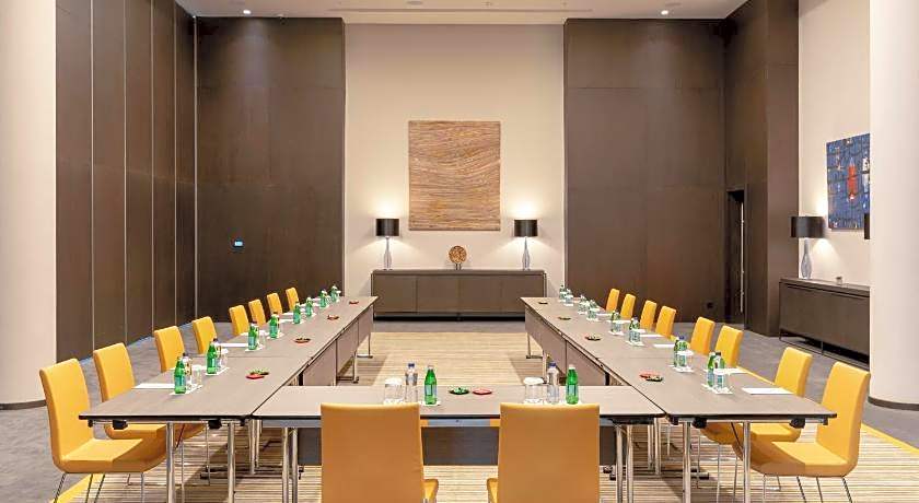 Centro Westside by Rotana