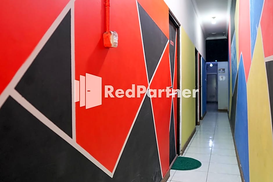 Cosmo Tanjung Duren RedPartner – Jakarta, NY