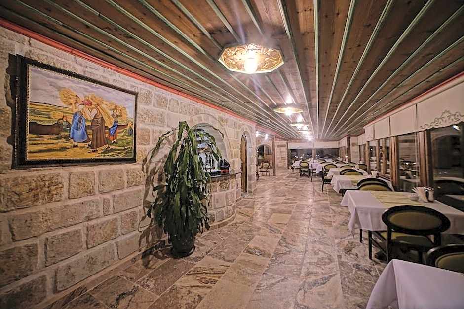 NOSTALJI CAVE SUIT HOTEL