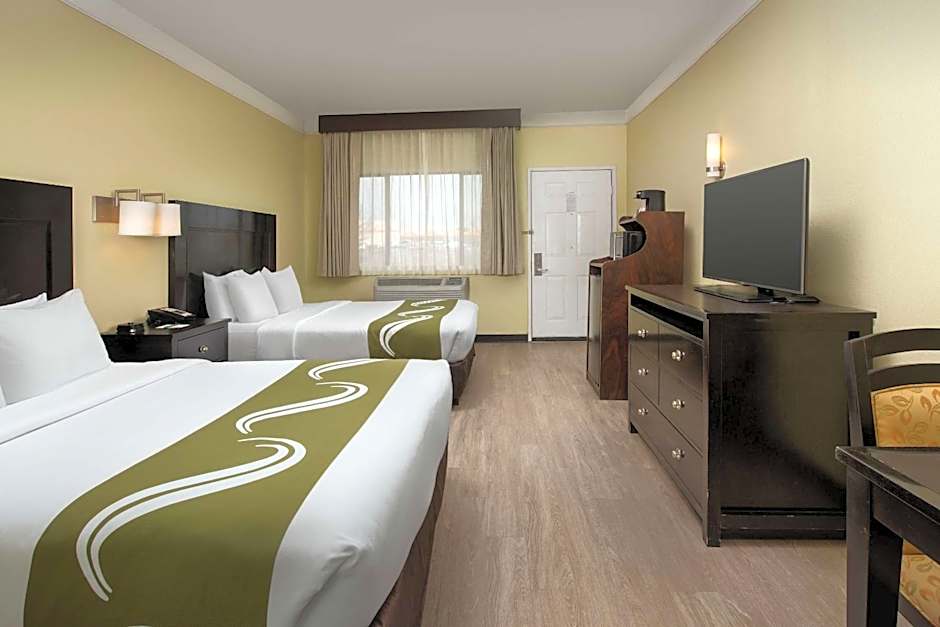 Quality Inn & Suites Gallup I-40 Exit 20