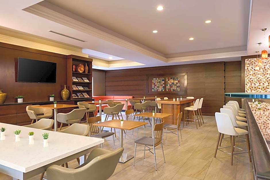 DoubleTree by Hilton Minneapolis Airport, MN