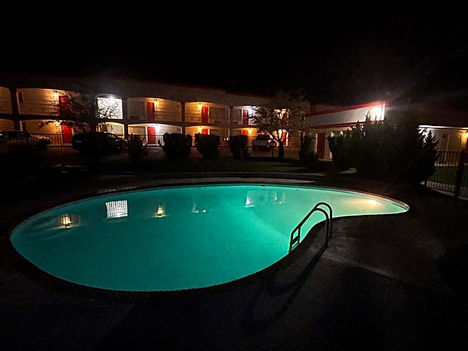 Studio 6 Suites Belton, TX