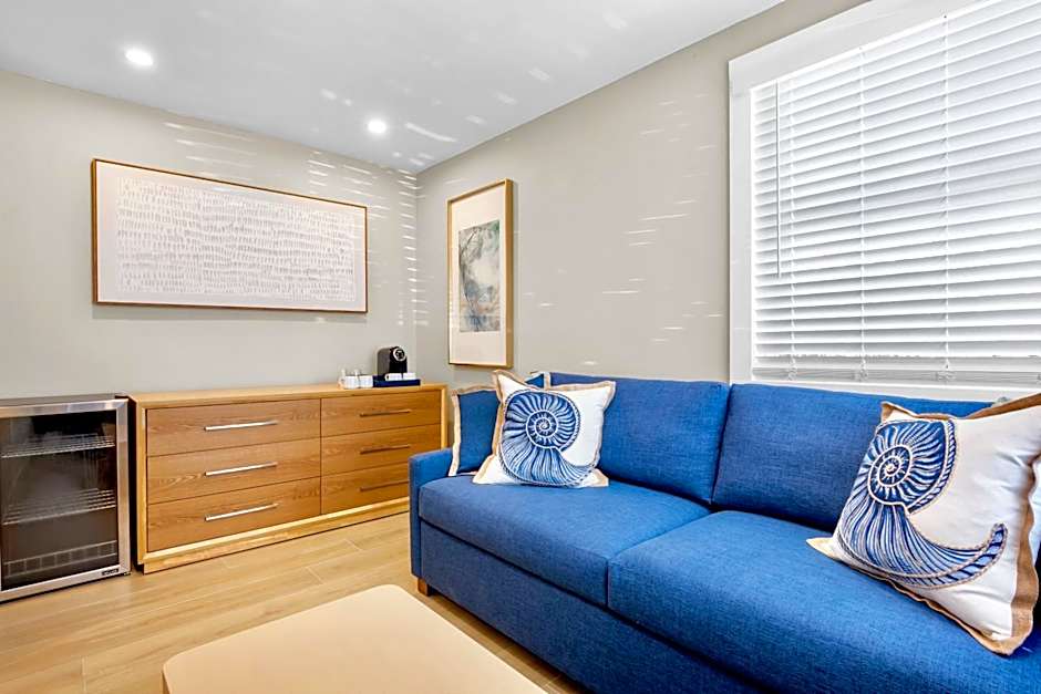 Haley's at Anna Maria Island Inn