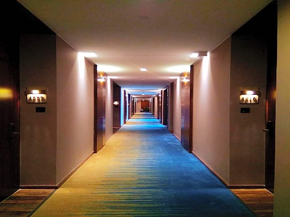 Bali Holiday Hotel