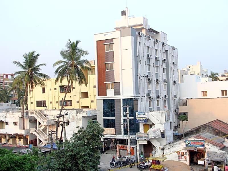 Sri Maharaja Inn