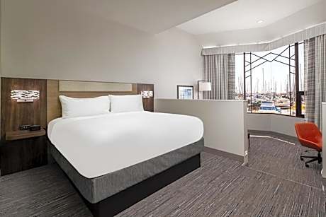 King Suite with Sofa Bed and Harbor View