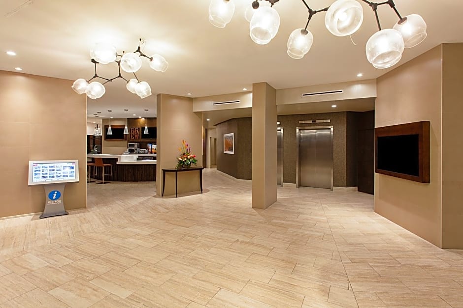 Holiday Inn Long Beach - Airport By IHG