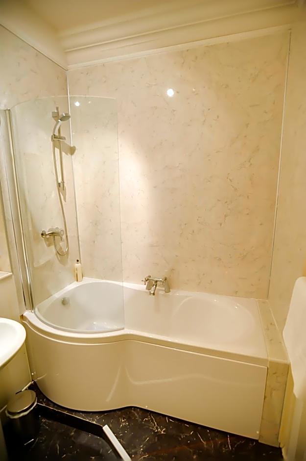 Kelly House Country B&B