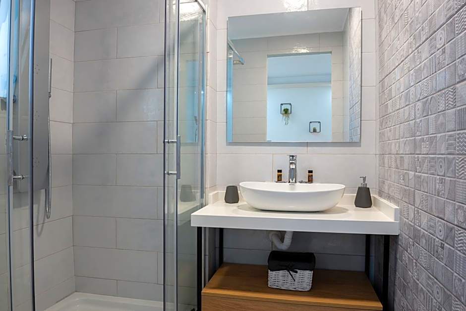 Terinikos Sunny Garden Hotel & Junior Suites