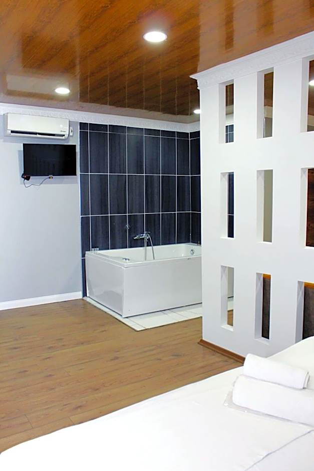 biglife hotel