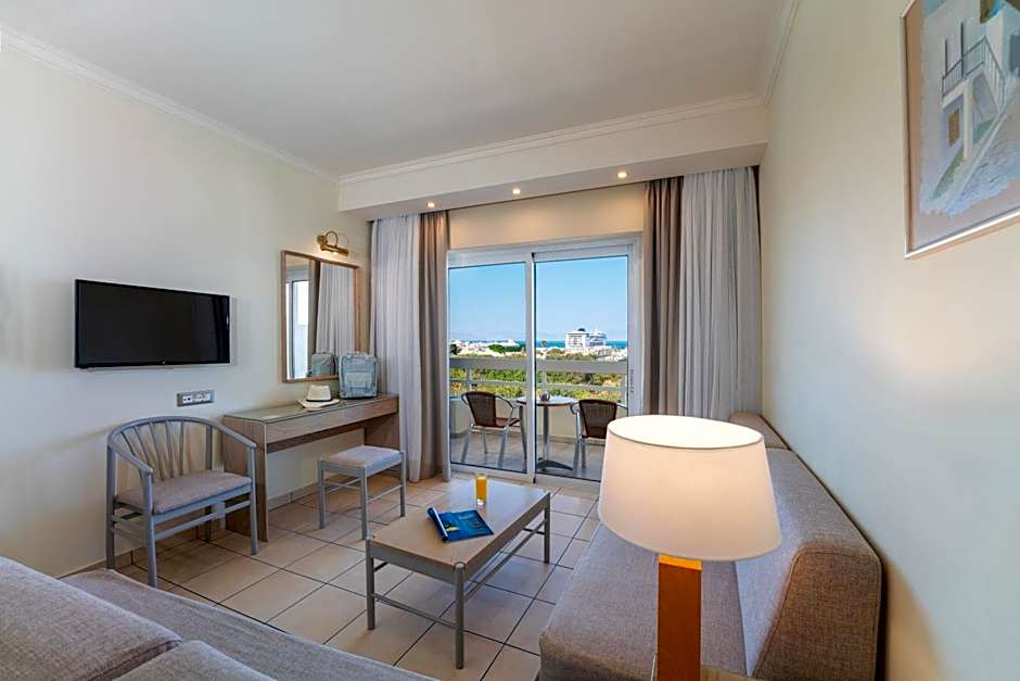 Athineon Hotel