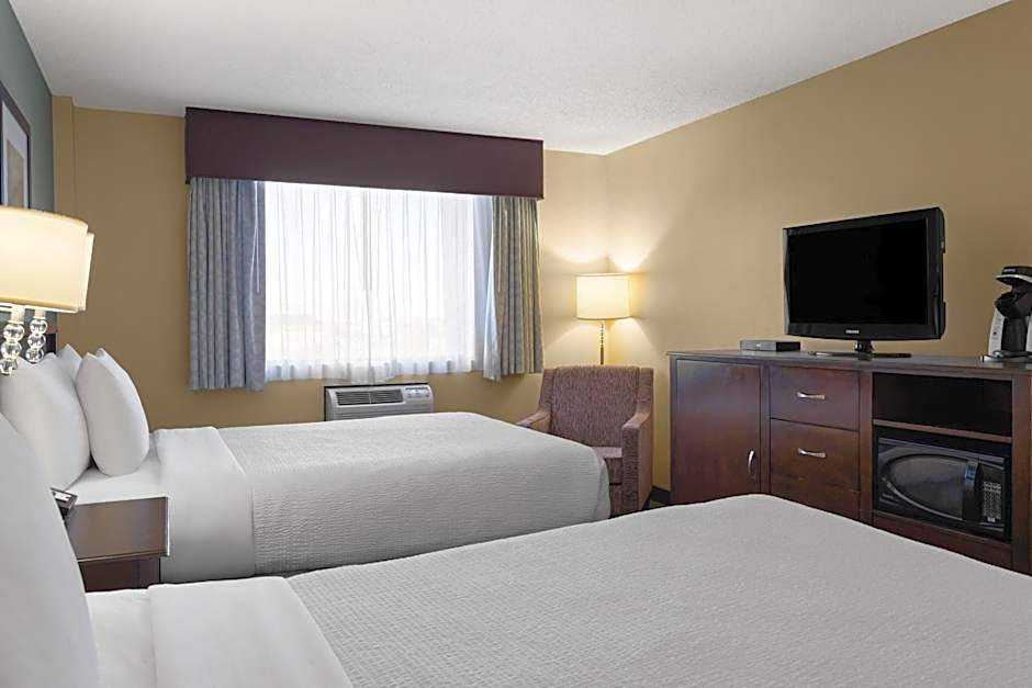 Ramada by Wyndham Saskatoon