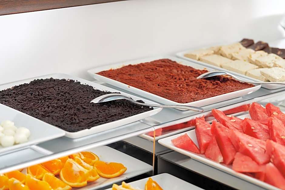 Albinas Hotel Old City