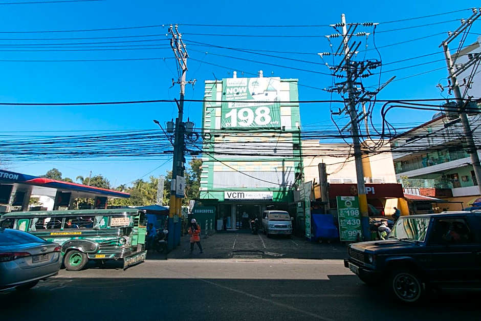 RedDoorz at Ranchotel Alabang