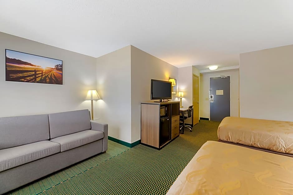 Quality Inn Huron