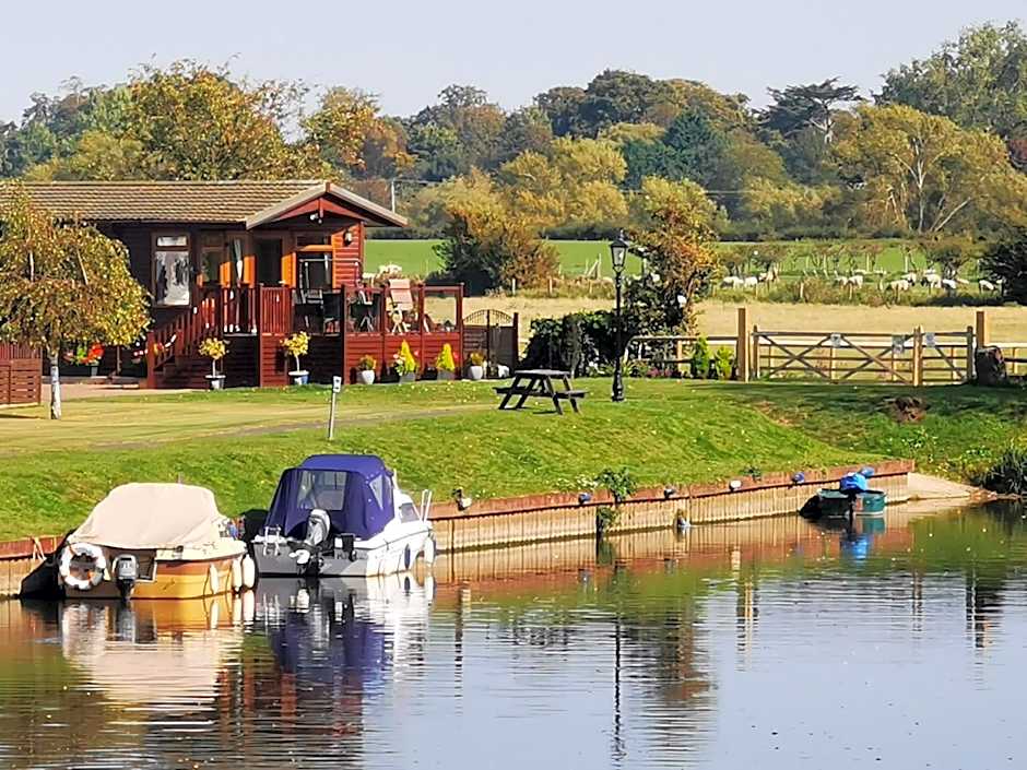 Bend in the River Lodge