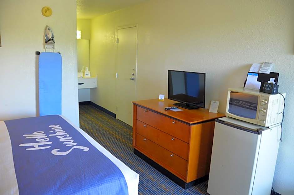 Days Inn by Wyndham Luray Shenandoah