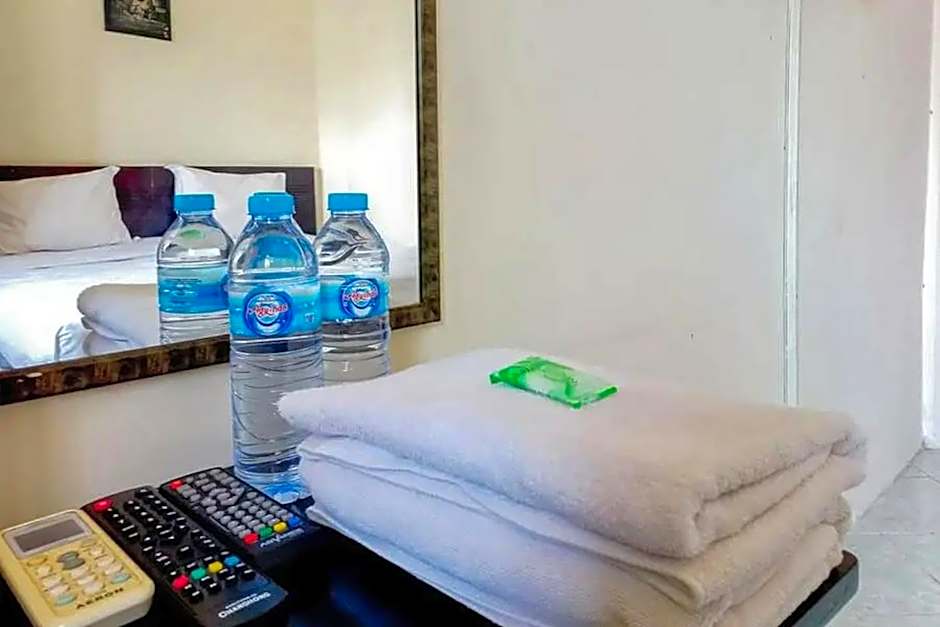 Graha Ara Homestay Syariah RSUD Dr Soetomo Surabaya Mitra RedDoorz