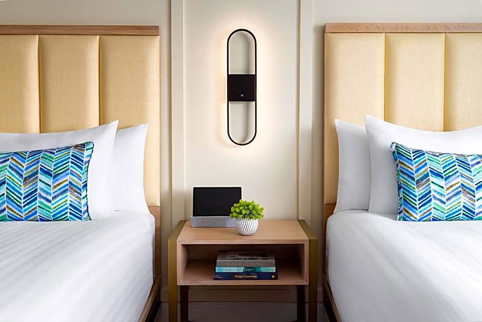 The Anza - A Calabasas Hotel