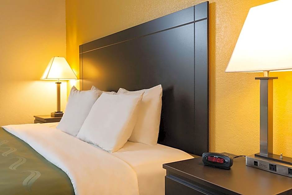 Quality Inn At Arlington Highlands