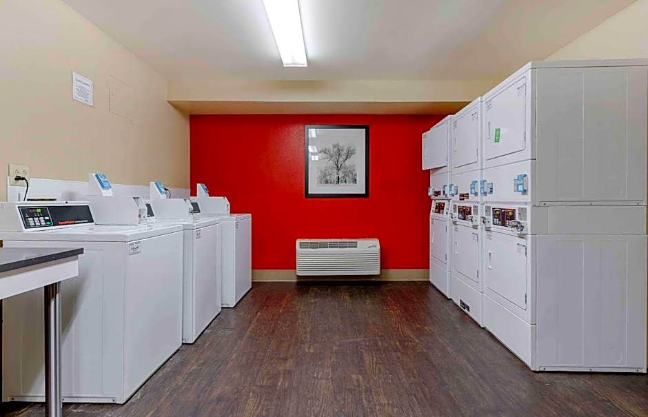 Extended Stay America Select Suites - Providence - Airport