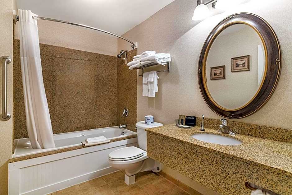 Maine Evergreen Hotel, Ascend Hotel Collection
