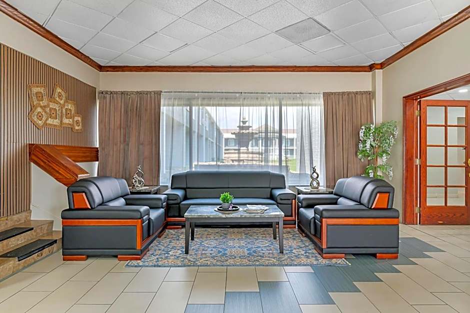 Quality Inn & Suites Kansas City - Independence I-70 East