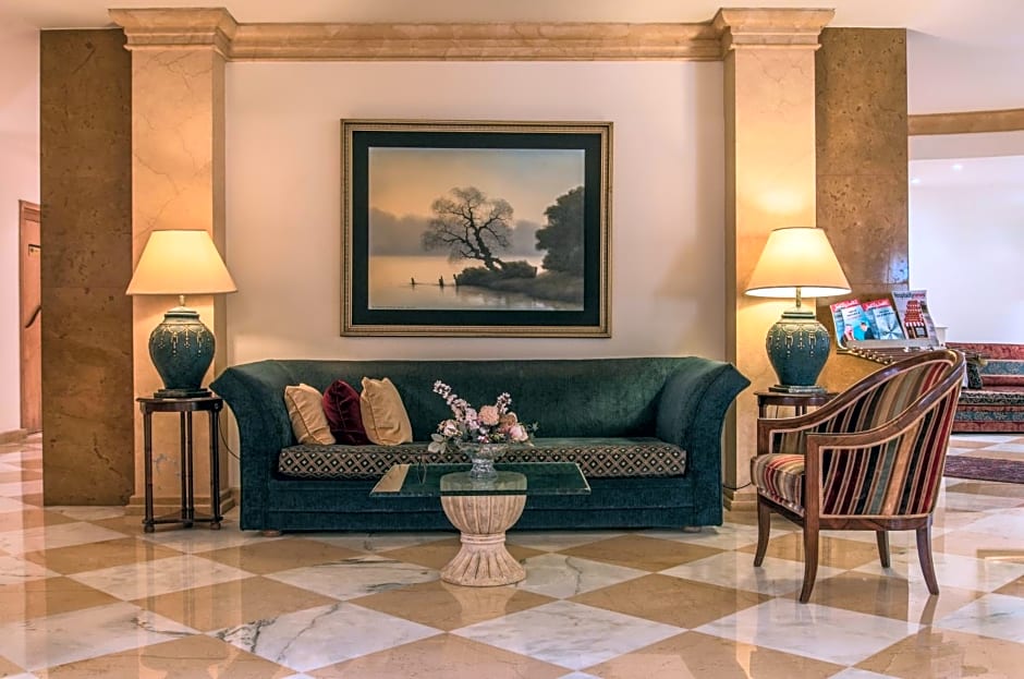 Bella Riva Hotel